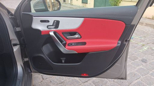 Mercedes Classe A 250 224 7G-DCT - AMG Line – 2019 – 48734 km – Essence – Boîte Automatique — photo 50