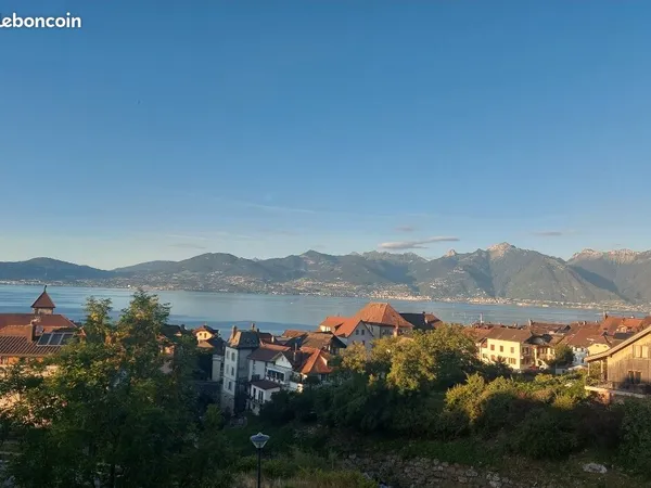 A louer T2 duplex - vue lac