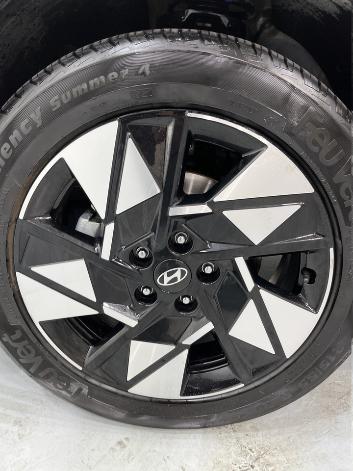 Hyundai Kona — photo 38