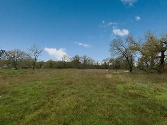 Secteur Gramat – Terrain Constructible de 1 040 m² dans un environnement calme et plein de charme.