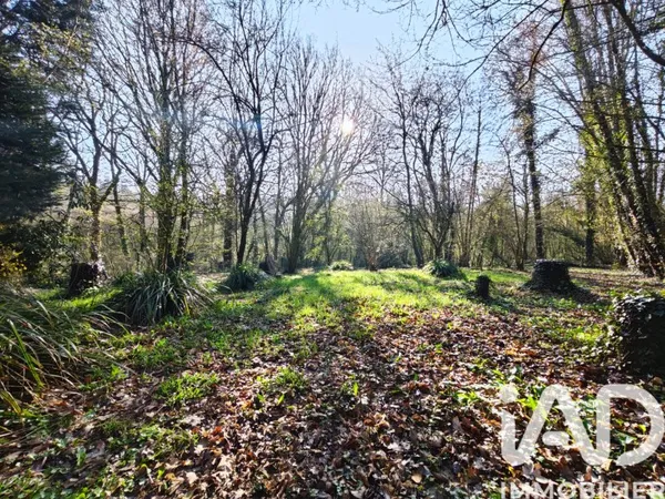 Terrain 1228 m²