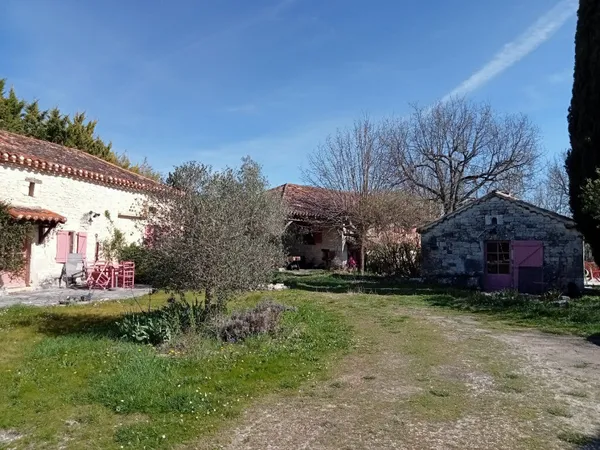 Maison en pierre 9 pièces 265 m²