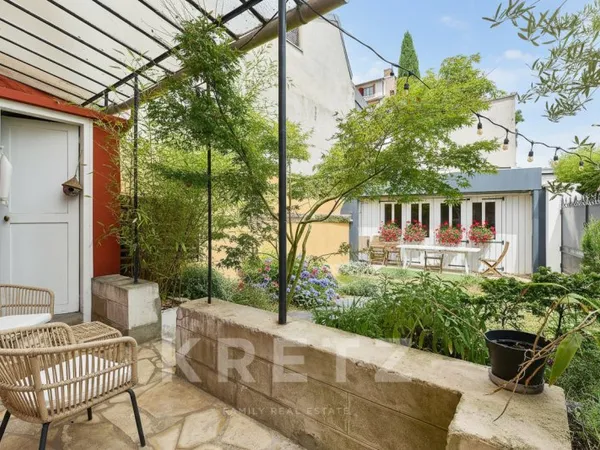 Maison de caractère rénovée avec vue sur Paris et la Tour Eiffel
