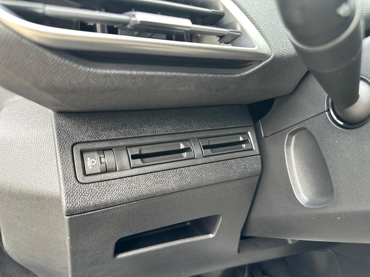 Peugeot 3008 1.2 puretech 130ch allure s&s — photo 46