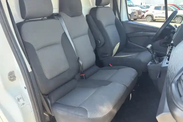 Renault Trafic fgn l1h1 2800 kg blue dci 130 — photo 11
