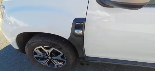 Dacia Duster blue dci 115 4x4 — photo 16