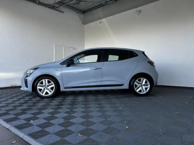 Renault Clio tce 90 ch gsr2 — photo 2