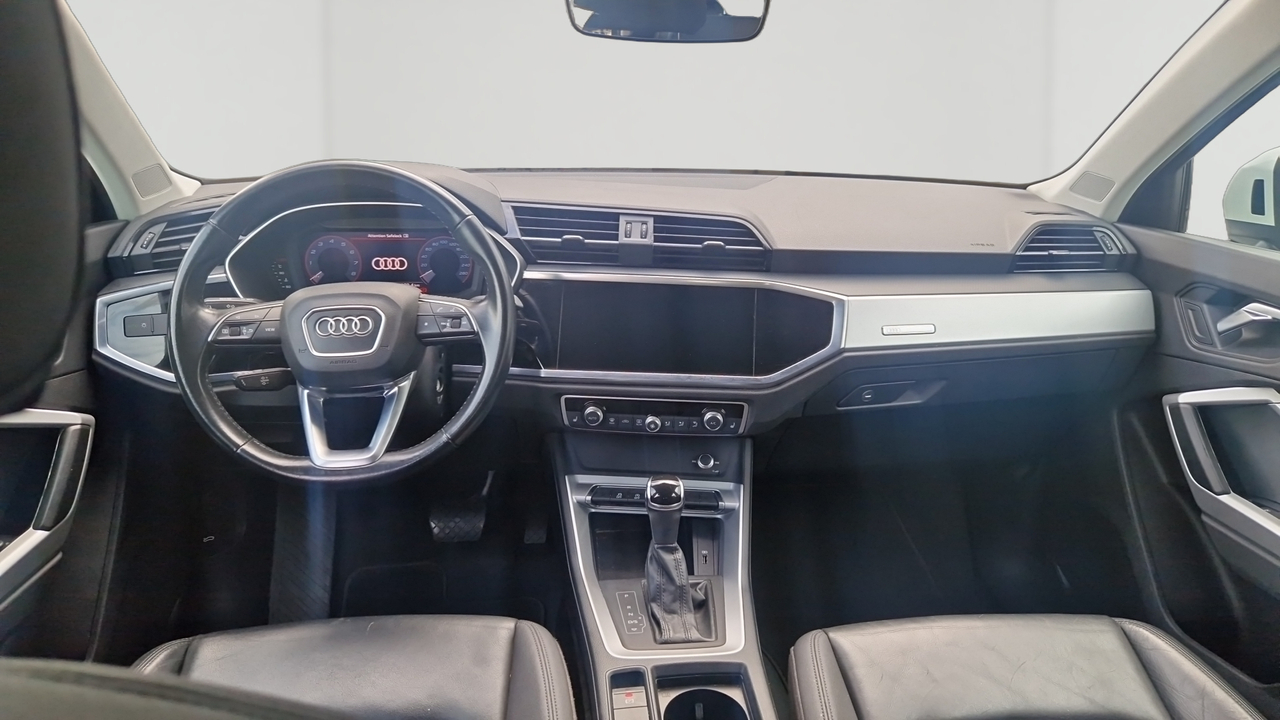 Audi Q3 35 TFSI 150 ch S tronic 7 — photo 9