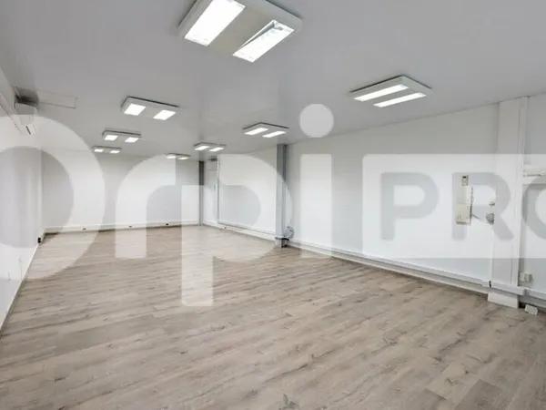 Bureaux 105 m²