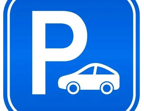 NICE SAINT SYLVESTRE - PLACE DE PARKING EN EXTERIEUR