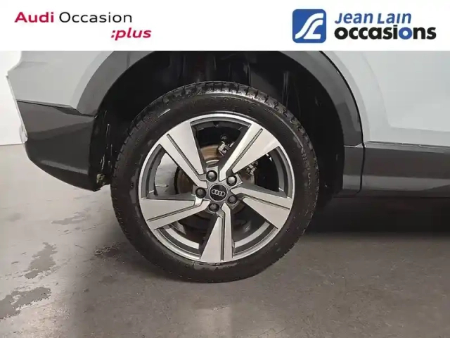 Audi Q2 35 tfsi 150 s tronic 7 — photo 9