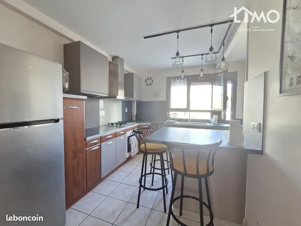 Appartement 3 pièces 82 m²