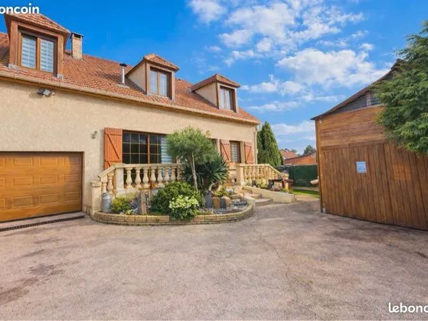 Maison avec dépendance