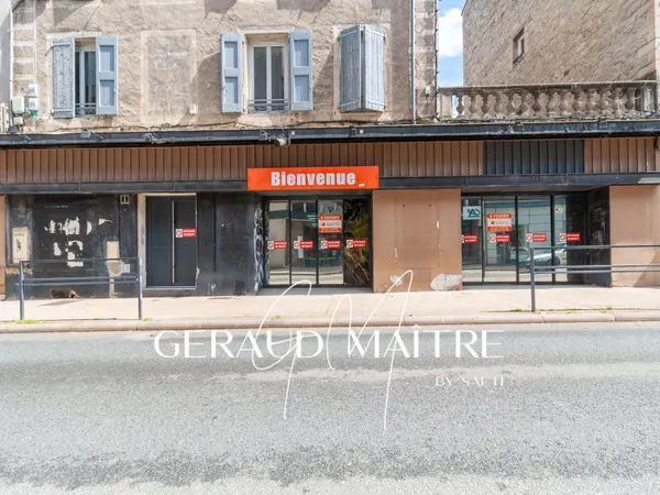 Local commercial emplacement prémium en coeur de ville