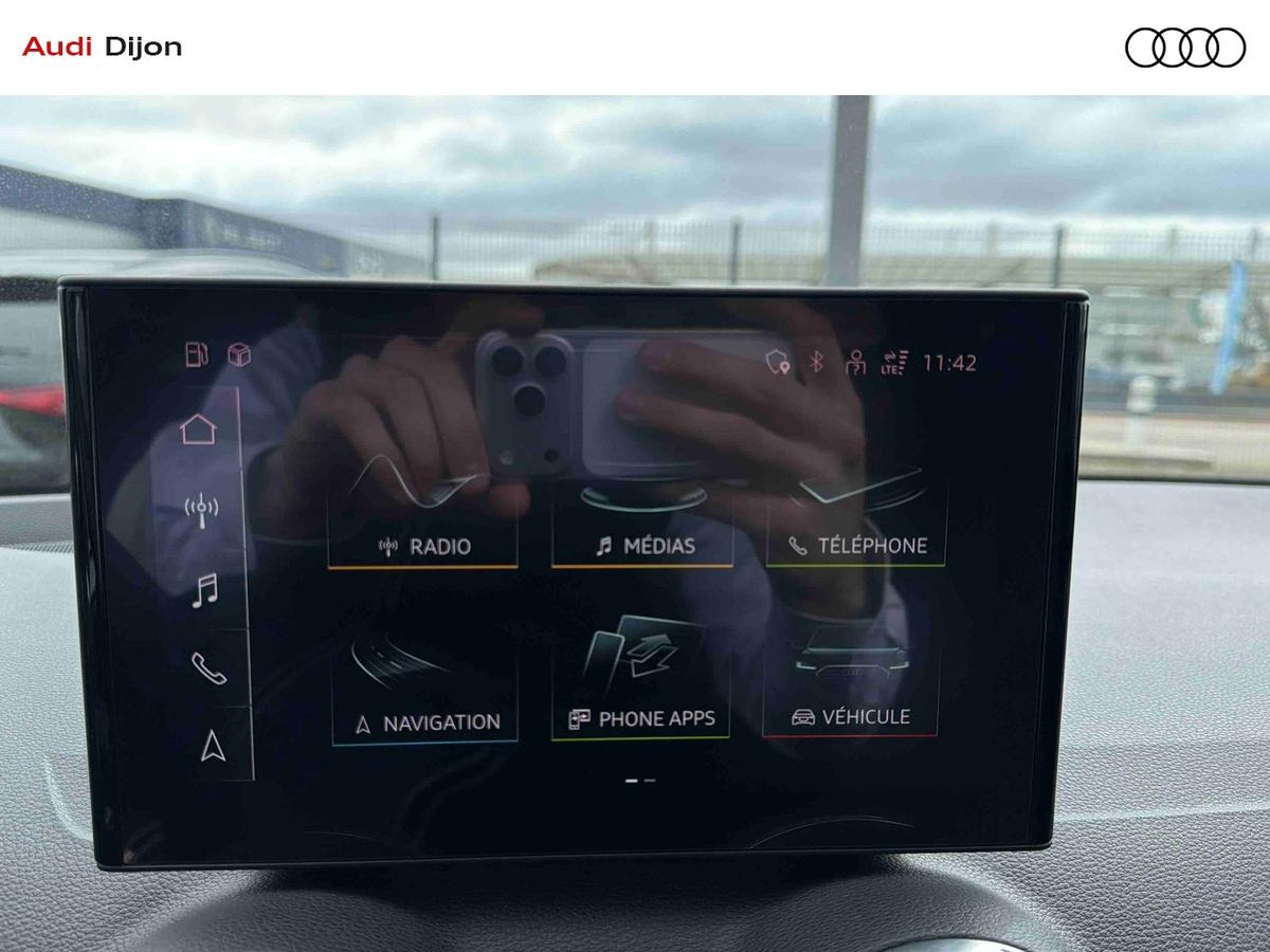 Audi Q2 35 TFSI 150 S tronic 7 — photo 20
