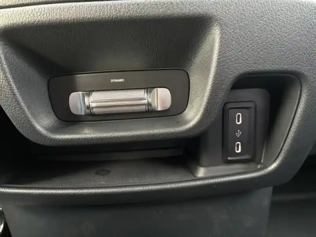Mercedes Vito 114 cdi fourgon long 136ch bva — photo 18