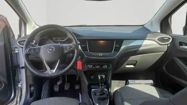 Opel Crossland 1.2 turbo 110 ch bvm6 — photo 21