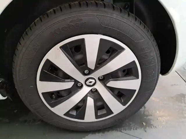 Renault Clio tce 90 — photo 17