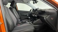 Peugeot 2008 1.2 PureTech 130ch S&S Allure — photo 15