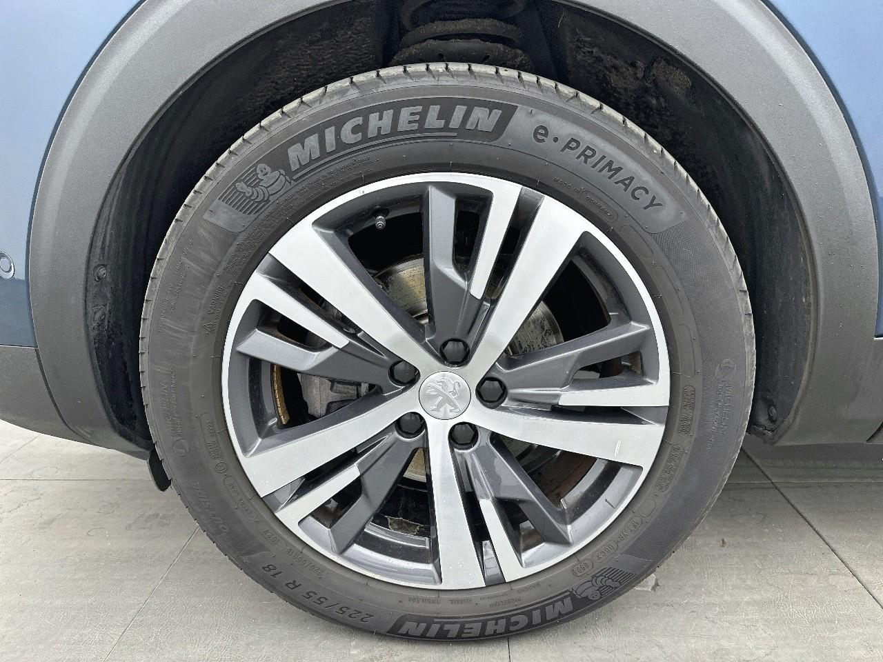 Peugeot 3008 bluehdi 130ch s&s eat8 allure pack — photo 14