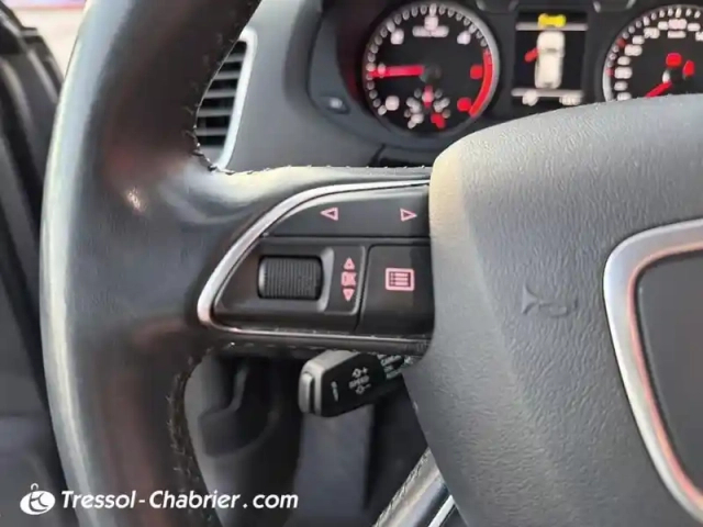 Audi Q3 2.0 tdi ultra 150 ch ambiente — photo 19