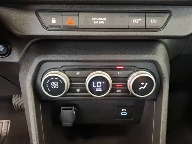 Dacia Sandero tce 90 gsr2 — photo 27