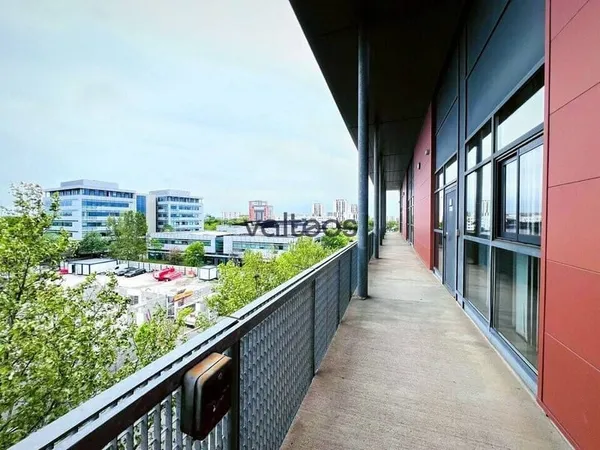 Bureaux 1573 m²