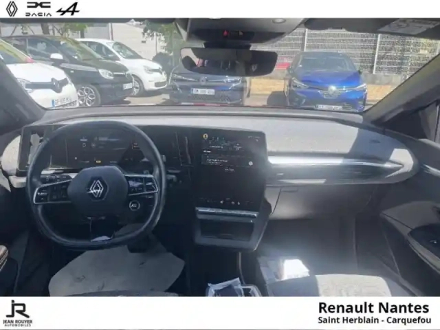 Renault Megane e-tech electric ev60 220ch techno optimum charge - pompe à chaleur — photo 10