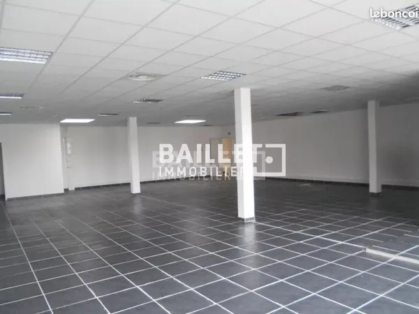Bureaux, local commercial, entrepôt 318 m² Biot