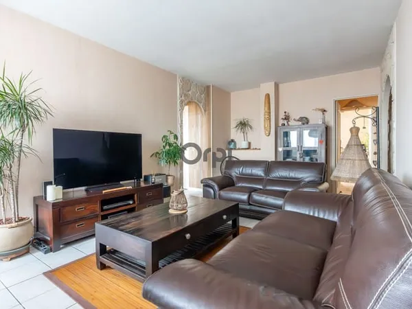 Appartement 4 pièces 82 m²
