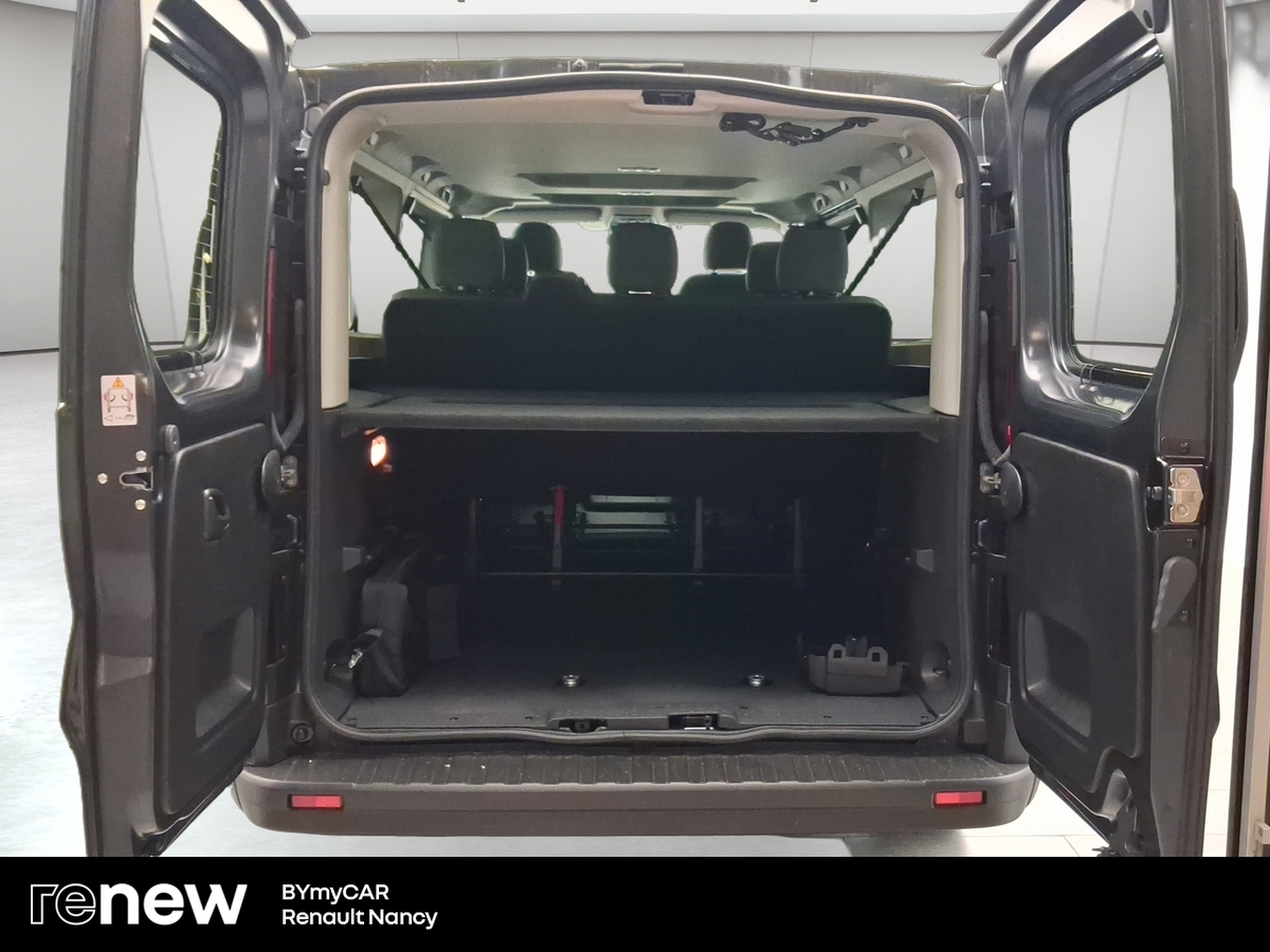 Renault Trafic Blue dCi 150 — photo 18