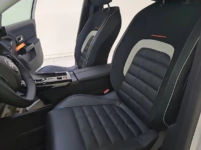 Citroën C5 Aircross hybride 145 ch e-dcs6 — photo 11
