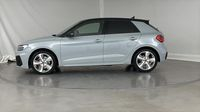 Audi A1 Sportback 40 TFSI 207ch S line S tronic 7 — photo 7