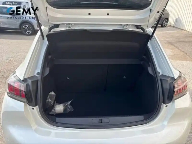Peugeot 208 puretech 75 s&amp;s bvm5 — photo 6