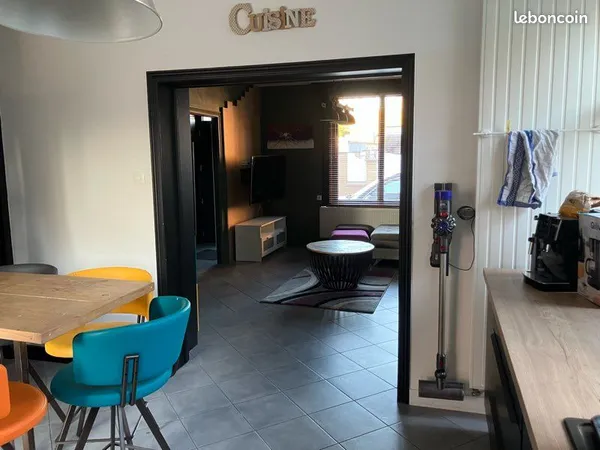 Maison meublée au calme 90 m² - 2 chambres + bureau - Cour - Leforest