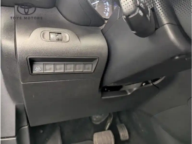 Toyota Proace 1.5 medium 130 d-4d dynamic bva 7places — photo 16