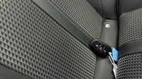 Peugeot 2008 1.2 PureTech 130ch S&S GT EAT8 — photo 16
