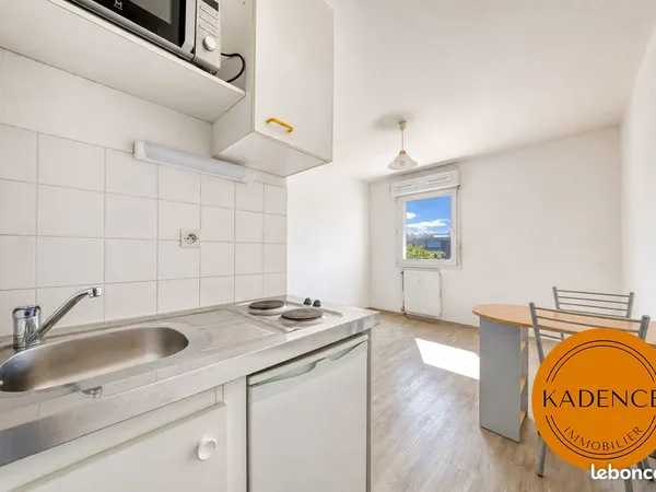 Studio 1 pièce 16 m²