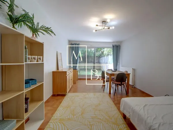 Montpellier centre/Gare St Roch LOCATION studio meublé 30m2
