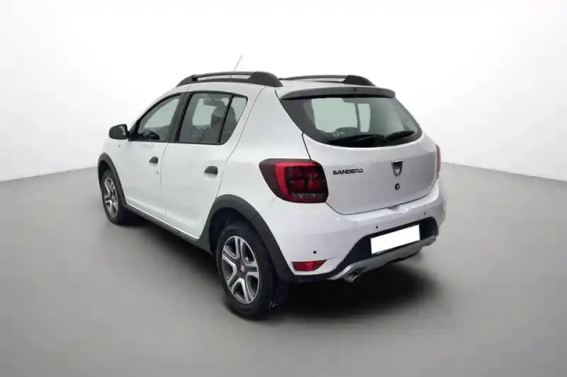 Dacia Sandero blue dci 95 — photo 38