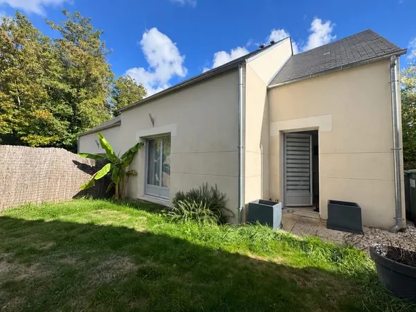 COMBLEUX - Maison récente T4 avec garage