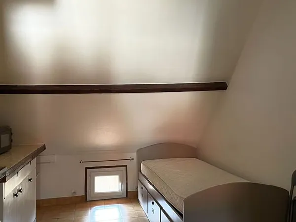 Studio 1 pièce 11 m²