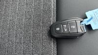 Peugeot 3008 Electrique 210ch Batterie 73 kWh Allure — photo 16