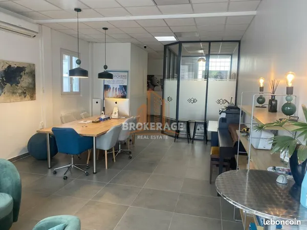 Bureaux, local commercial 90 m² SAINT-MAUR-DES-FOSSÉS