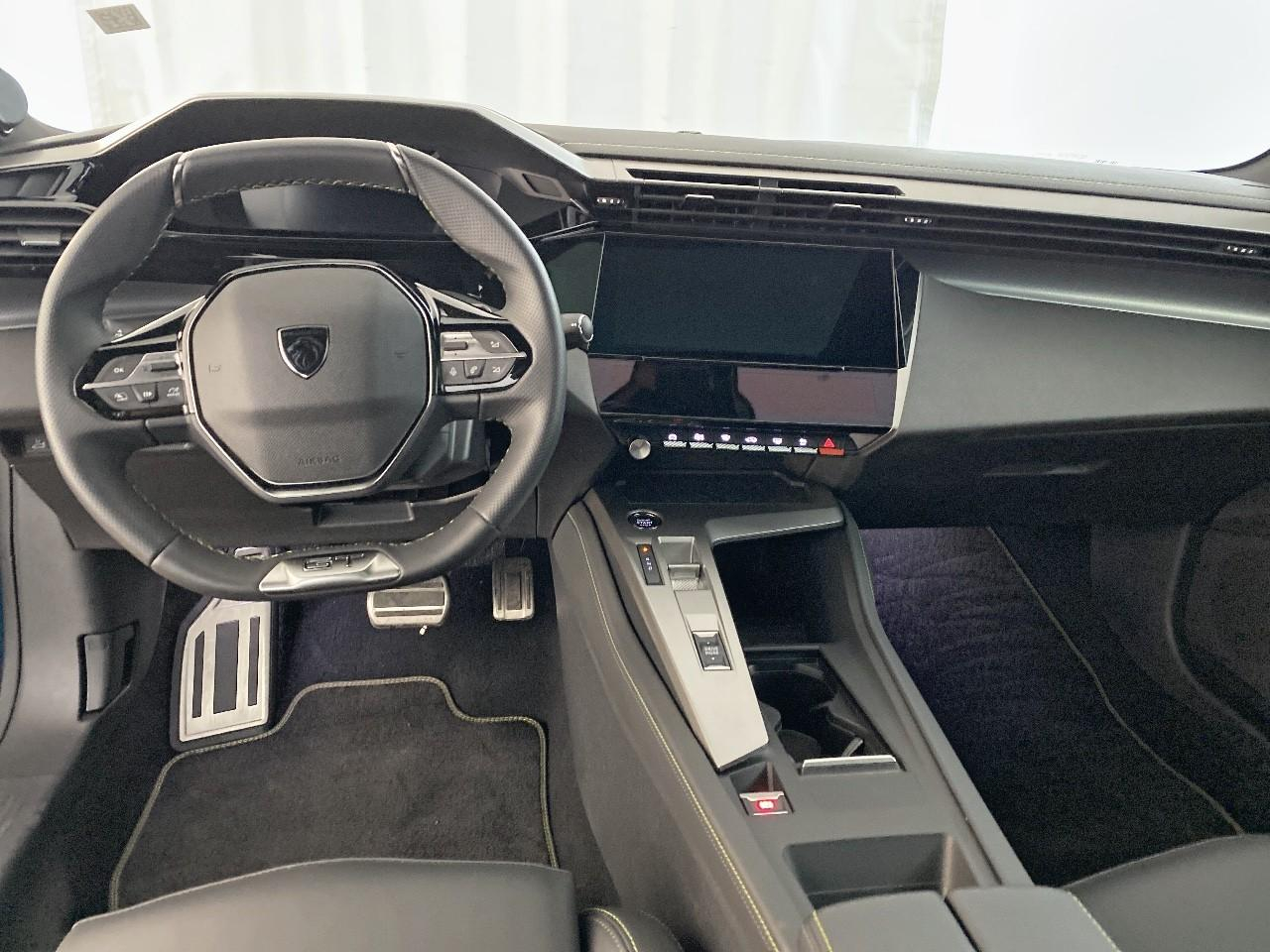 Peugeot 408 electrique 58 kwh 210 ch gt — photo 8
