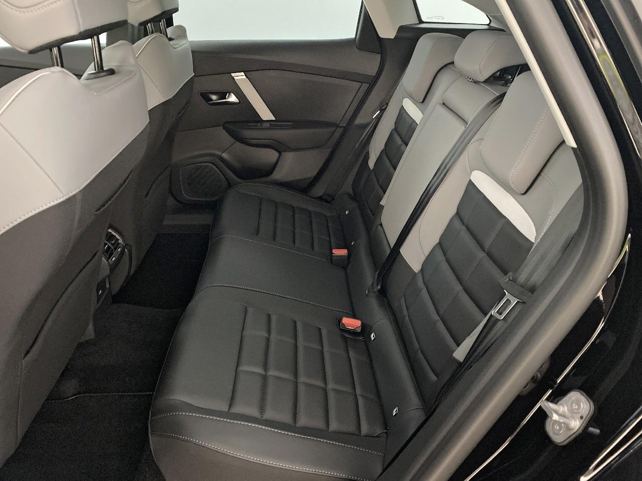 Citroën C4 hybride 145 ch e-dcs6 max — photo 10