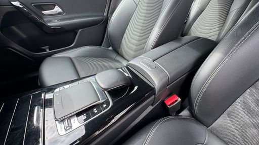 Mercedes Classe A 200 d 150 8G-DCT - Style Line – 2019 – 68092 km – Diesel – Boîte Automatique — photo 13