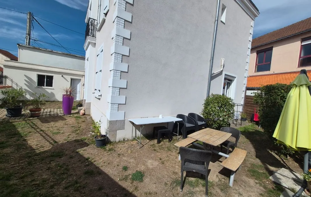 Photo 3