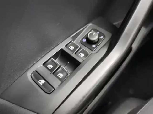 Volkswagen T-Cross 1.0 tsi 95 start/stop bvm5 lounge — photo 20
