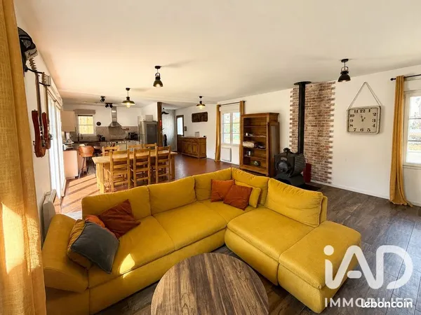 Maison 3 pièces 134 m²